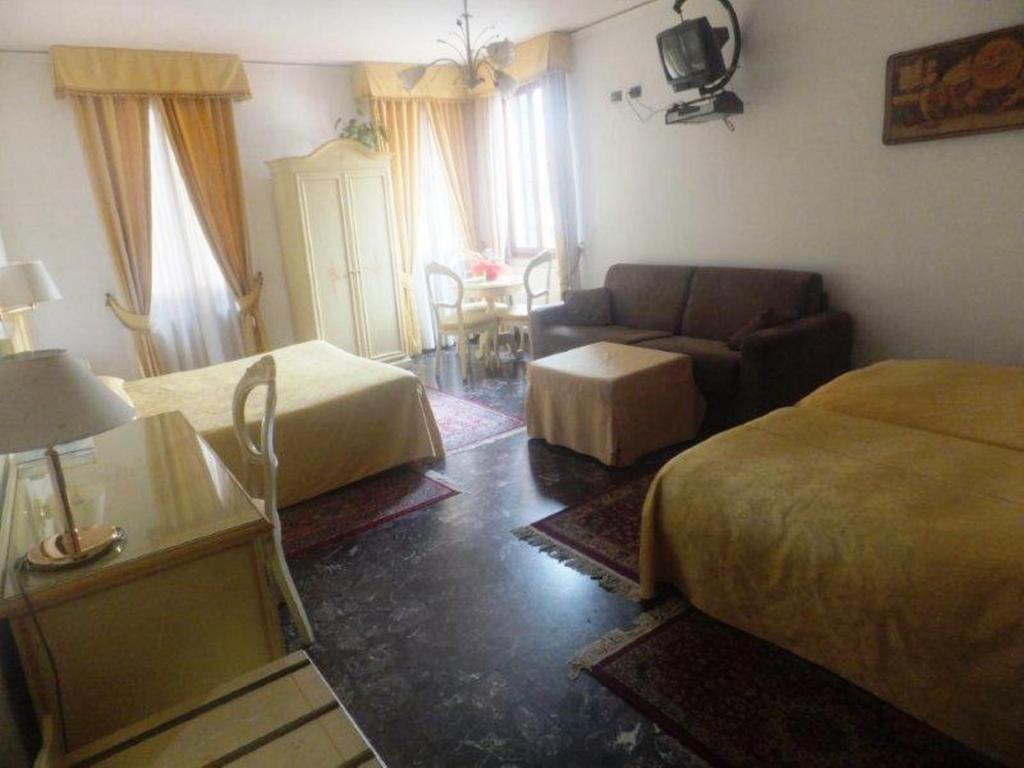 Hotel Ca Del Pozzo Venedig Zimmer foto